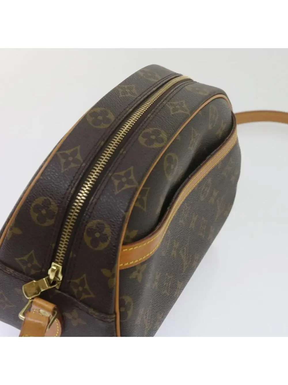 Louis Vuitton Blois Shoulder Bag Lv #344071L81B